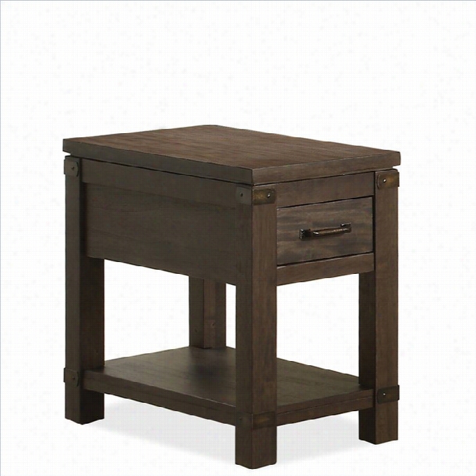 Riverside Furnittur Promenade Chairside Table In Warm Cocoa