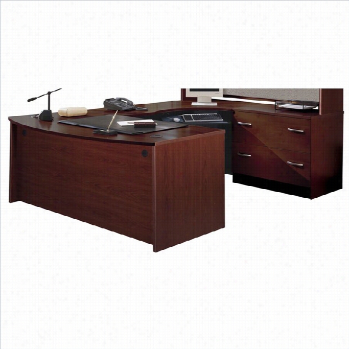 Bush Bbf Series C 3-piece Right-hand U-shape Croner Desk Set In Mahoagny