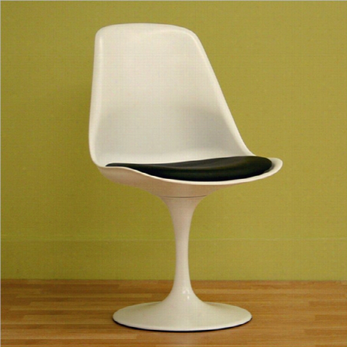 Baxton Studio Diniing Chair In White