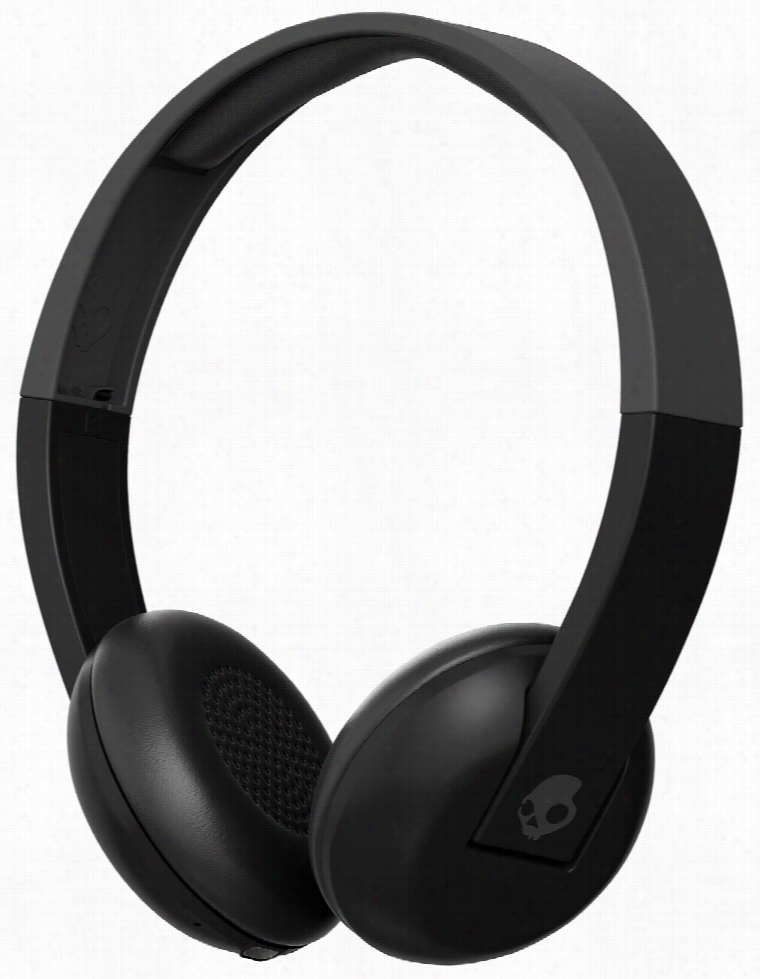 Skullcandy Uproar Bluetoth Headphones