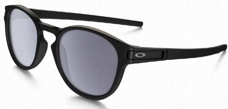 Oakley Latcy Sungglasses