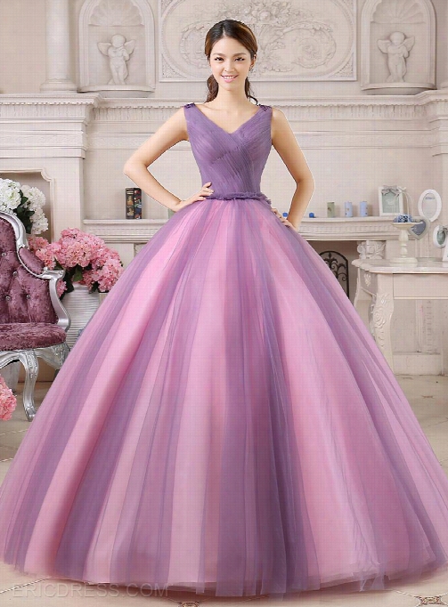 A-line V-neck Appliques Tulle Bcak Floor-lenvth Prom/quinceanera Dress