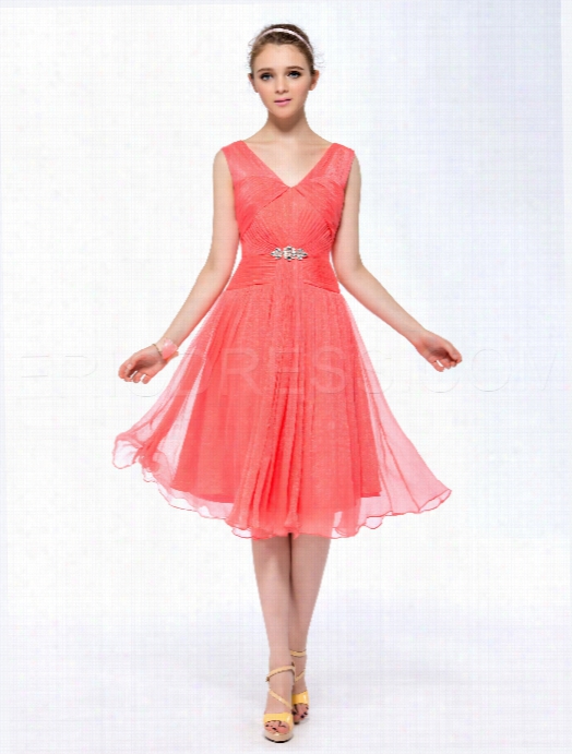 Fashion A-line V-neck Sleeveless Ruffles Crystal Zipper-up Homecoming Dress