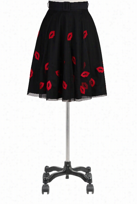 Eshakti Women's Red Lips Tulle Full Skirt