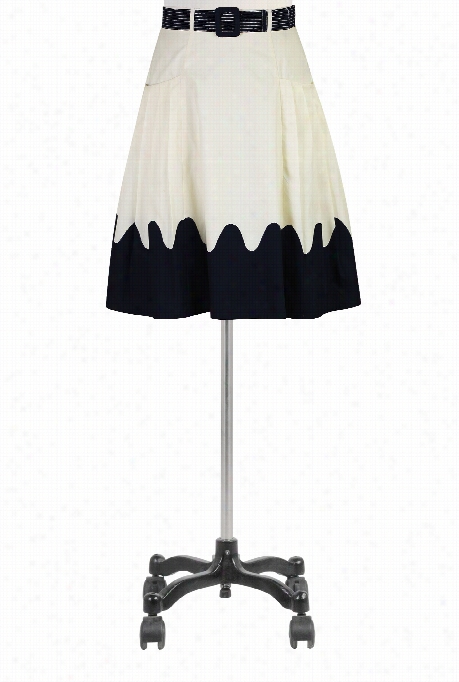 Eshatki Wome N's Scallop Trim Belted Poplin Skirt