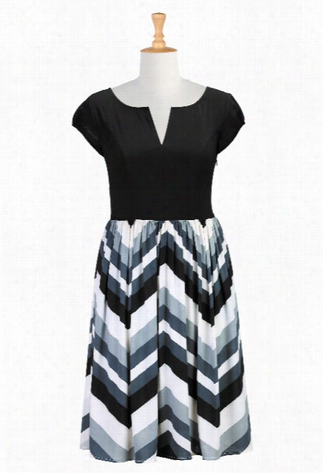 Esh Akti Womwn's Chevron Stripe Two-fr Repedress