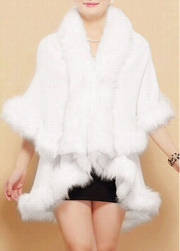 Cloak Design Faux Fur Decorated Coqt