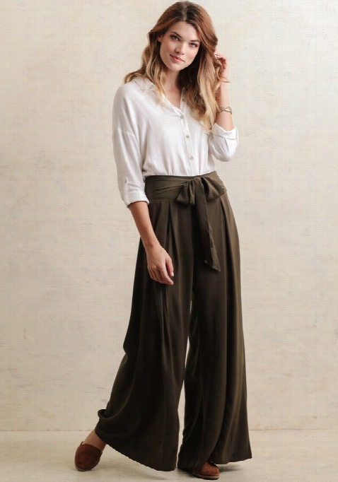 Metropolitan Wide Leg Pants