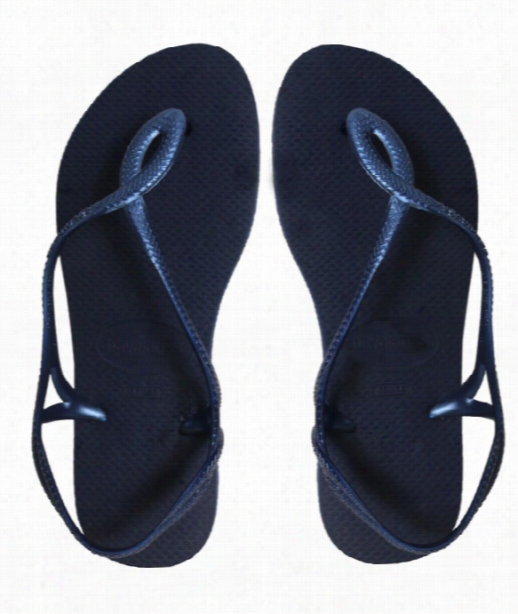 Luna Sandal Color: Navy Size: L